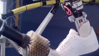 Фото - Nike создал робота для бесплатной чистки и ремонта кроссовок