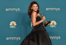 Фото - Звезда «Эйфории» Зендая в кастомном платье Valentino появилась на премии «Эмми»