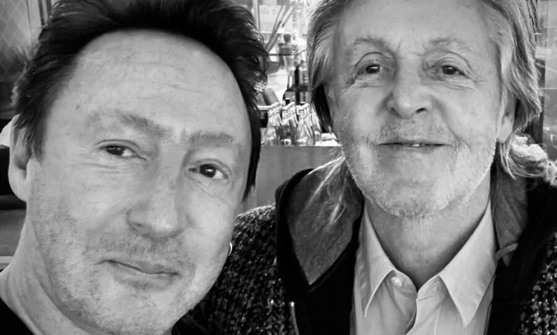 Фото - Пол Маккартни случайно встретил сына Джона Леннона в аэропорту