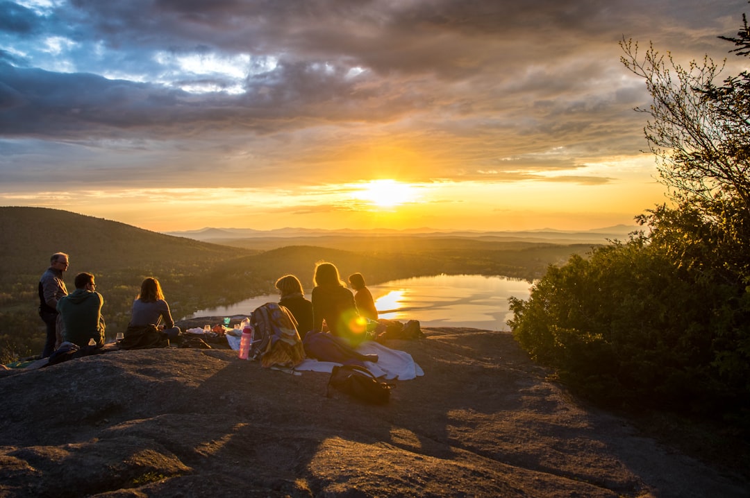 services-04 Sunset Picnic